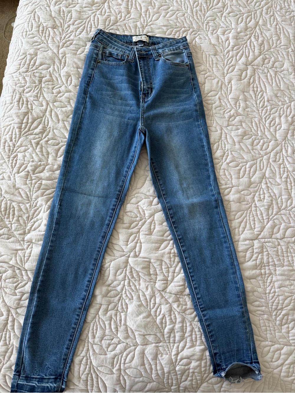 Classic High-Rise Women’s Skinny Jeans - Blue